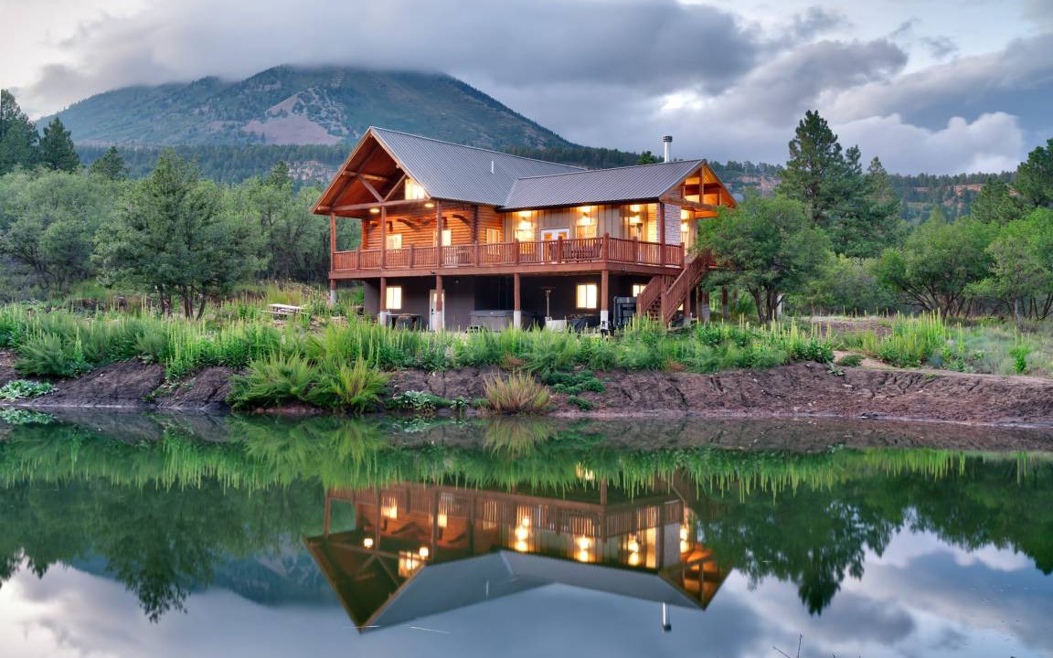 Monticello Cabin | 344 m² Cabin ∙ 6 bedrooms ∙ 29 guests