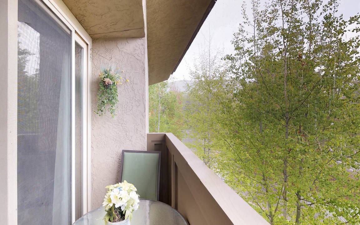 Elkhorn Village Apartment | 35 m² Studio flat ∙ 4 guests