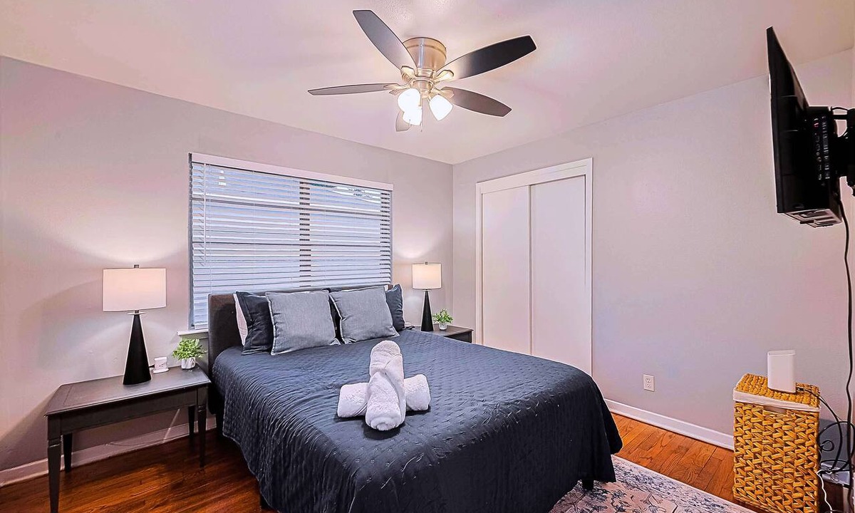 Spring Branch East House | 3BR Spring Branch Home — 4 Min to Memorial Park