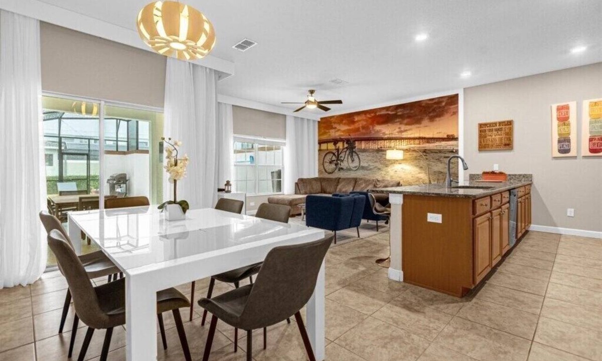 Florida Central Atlantic Coast House | 4 Bedrooms/3 Bathrooms/Storey Lake (3195 PP)