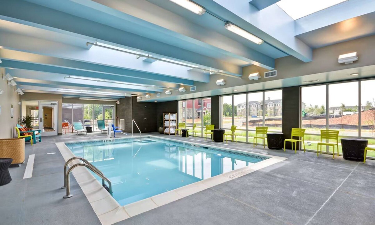 Rock Hill Hotel | 4 Spacious Rooms w/Outdoor Pool + Free Breakfast Near Manchester Meadows Park