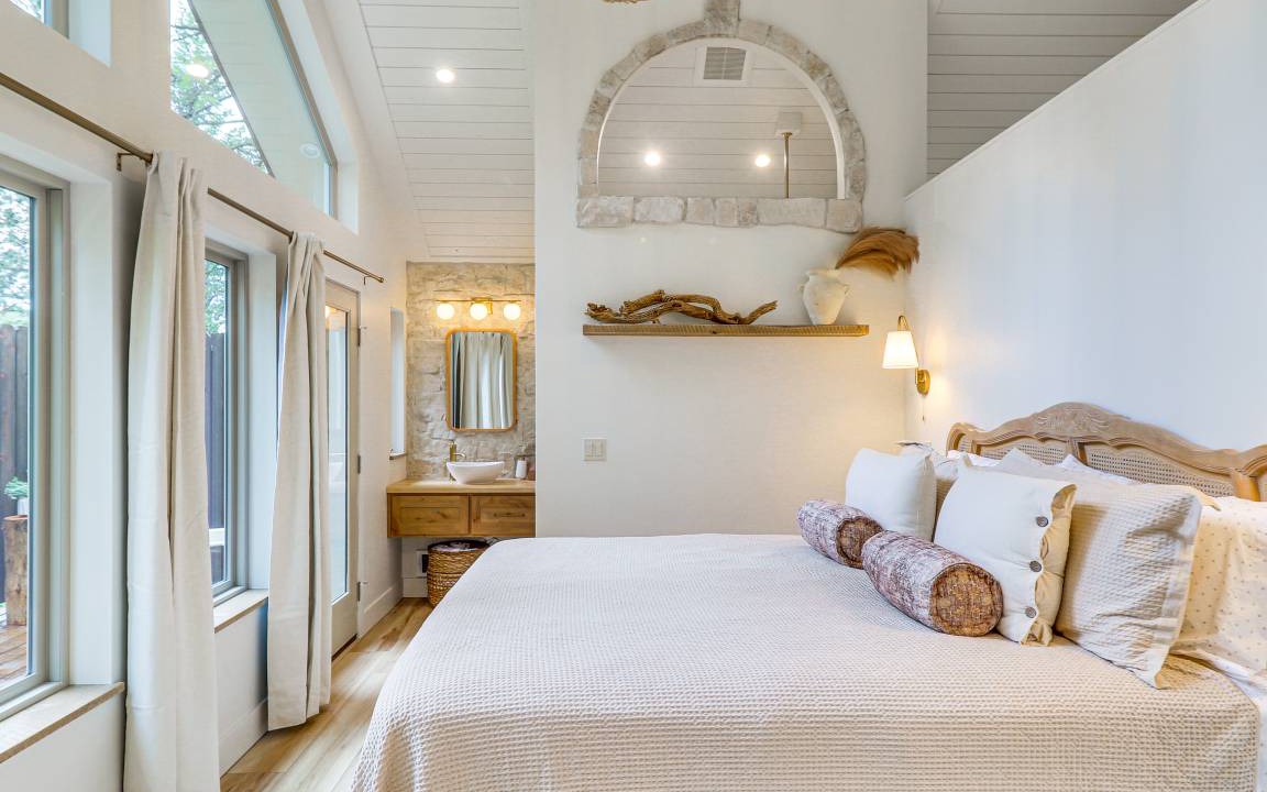 Polson Apartment | 40 m² Apartment ∙ 2 guests