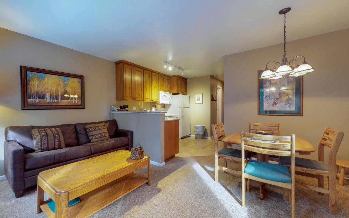Four O'Clock Condo | 42 m² Condo ∙ 1 bedroom ∙ 4 guests