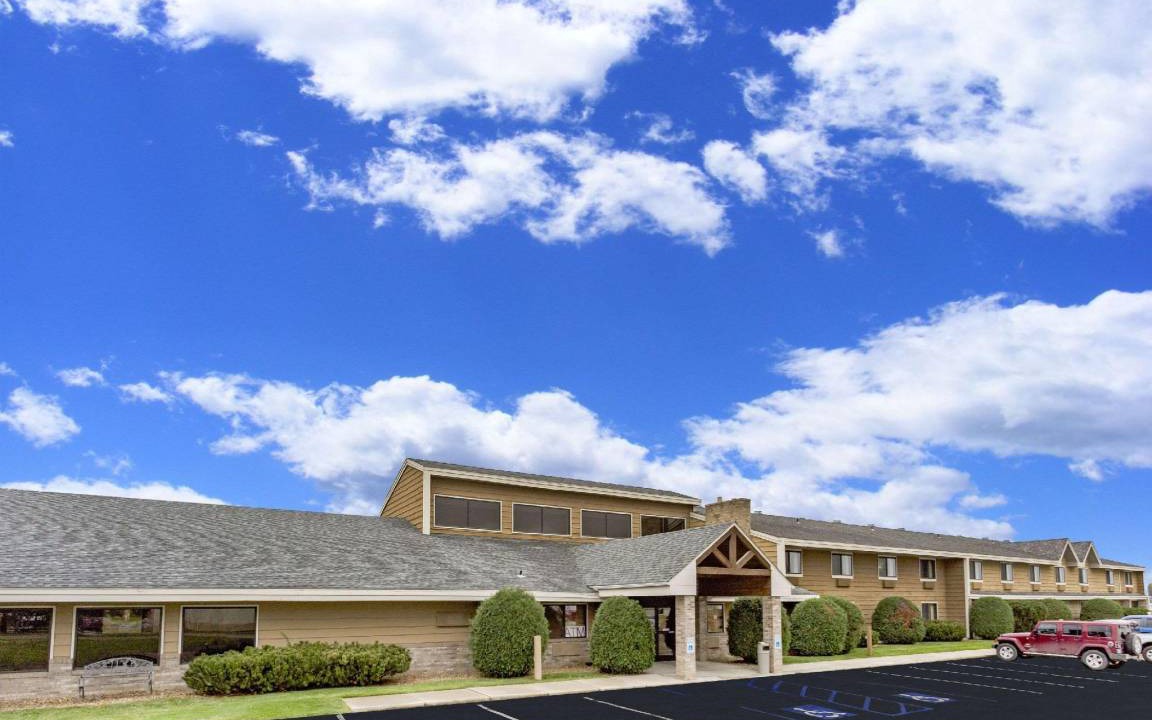 Dickinson Hotel | 42 m² Hotel ∙ 127 guests