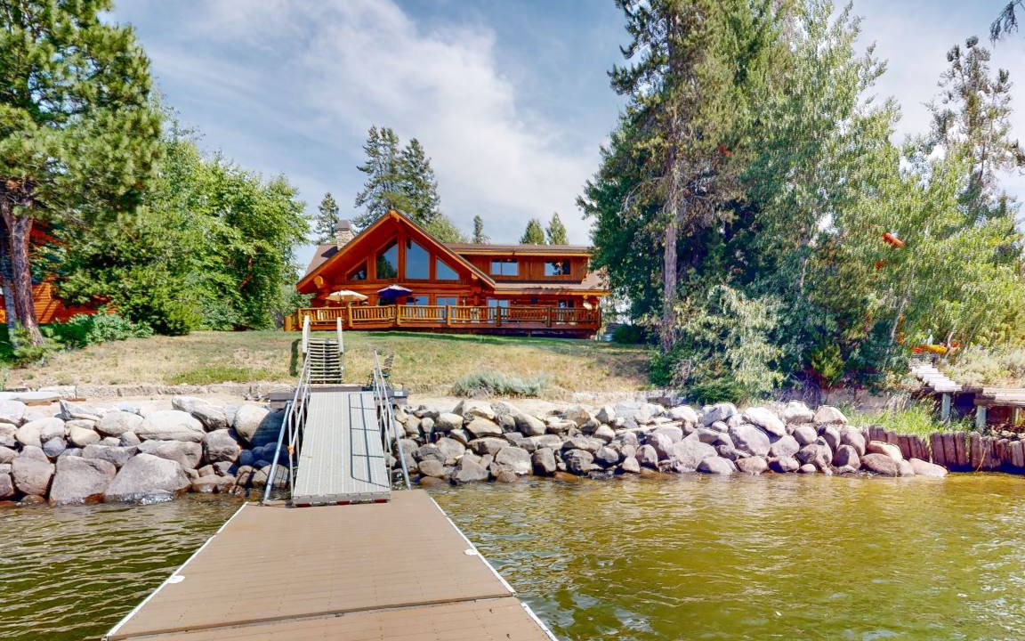 Tamarack Resort Cabin | 440 m² Cabin ∙ 4 bedrooms ∙ 12 guests