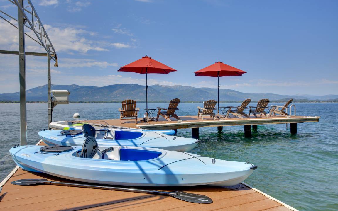 Sandpoint House | 441 m² House ∙ 5 bedrooms ∙ 18 guests