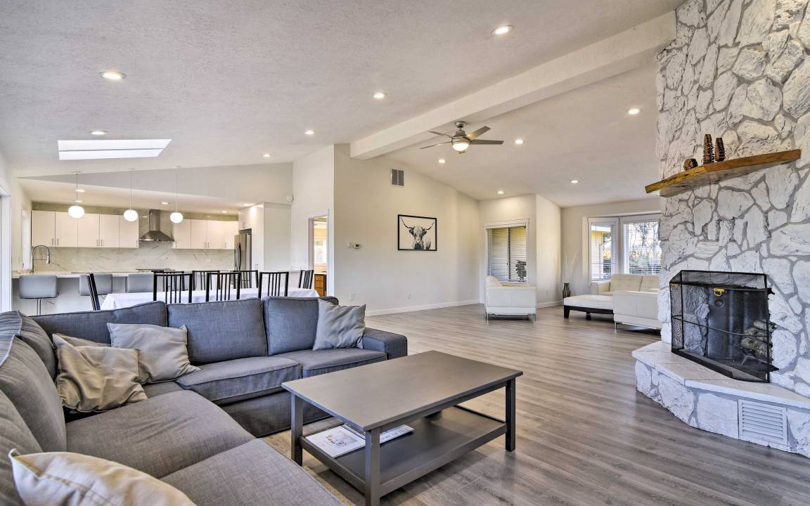 Hillsboro House | 452 m² House ∙ 5 bedrooms ∙ 10 guests