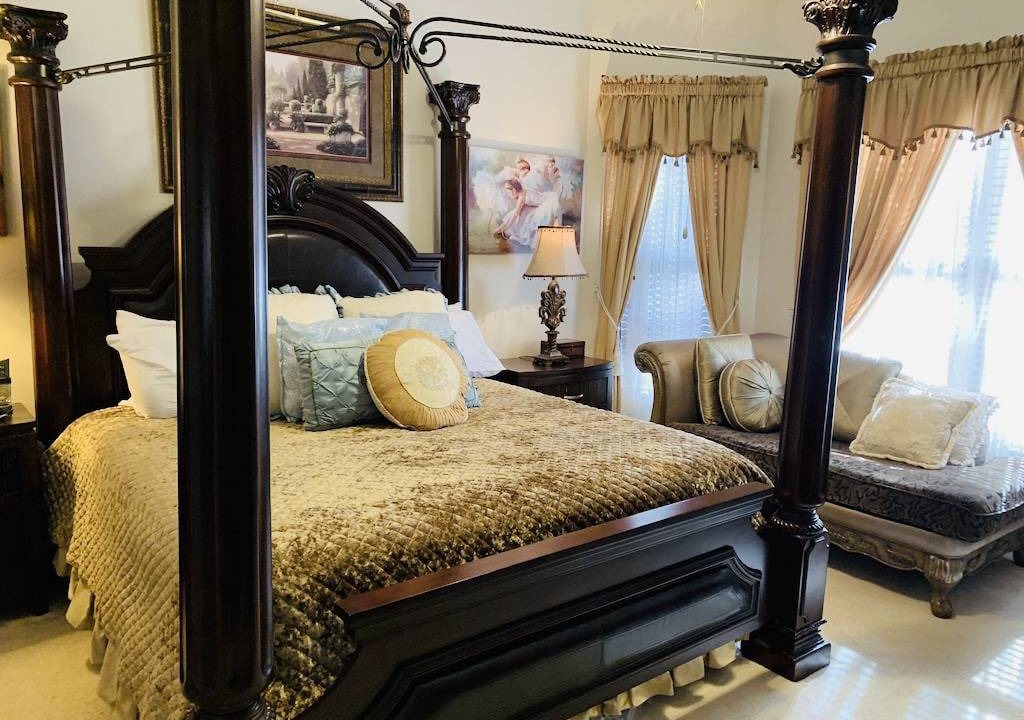 Cliftondale House | 465 m² House ∙ 4 bedrooms ∙ 4 guests