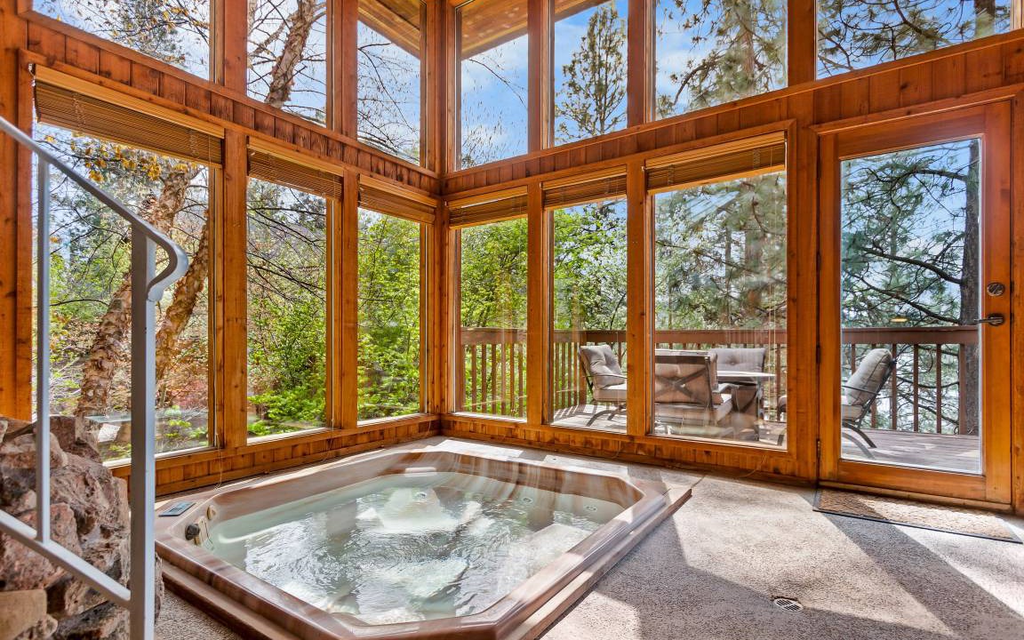 Liberty Lake House | 489 m² House ∙ 4 bedrooms ∙ 8 guests