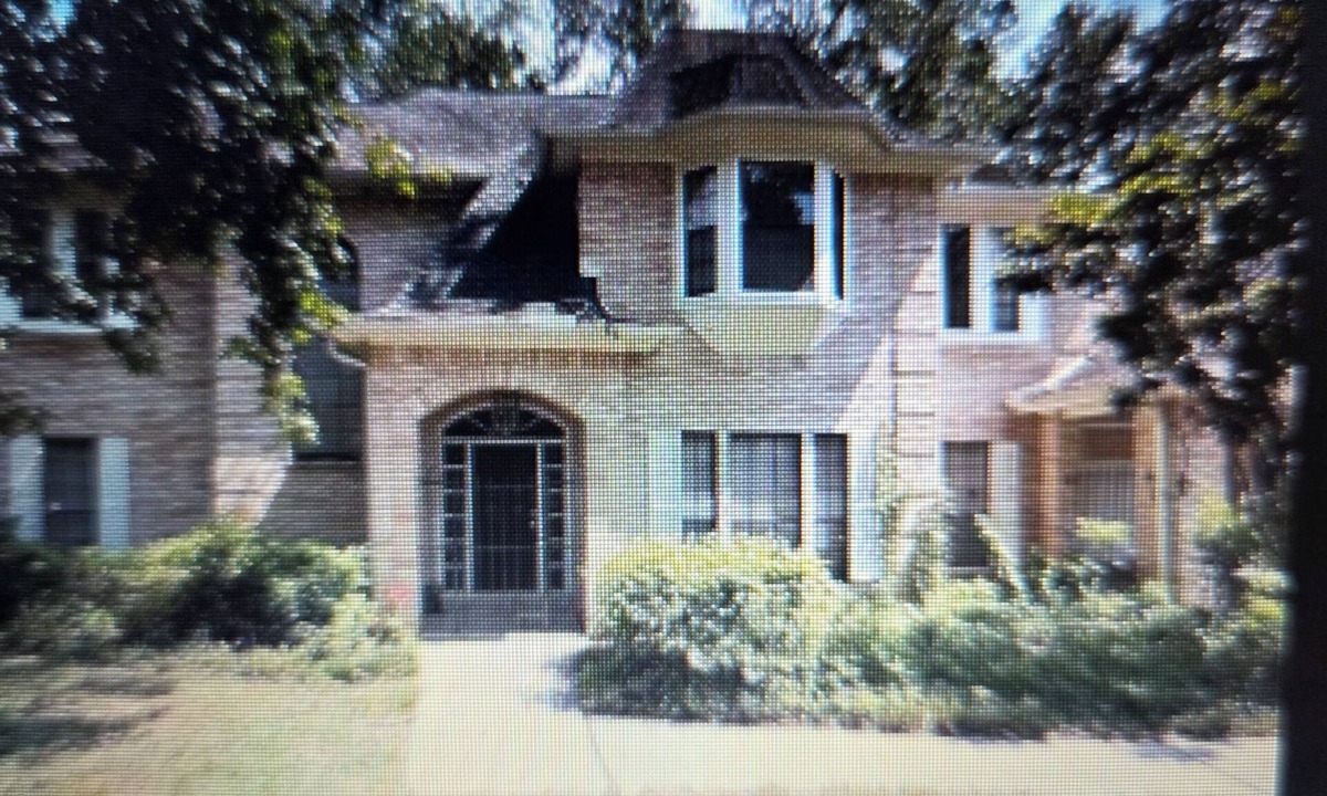 Atascocita House | 5 bedroom house Sits on Lake Houston- perfect for fishing