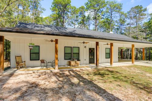Brookeland House | 5 Mi to Lake! Home w/Boat Parking & Pool Access