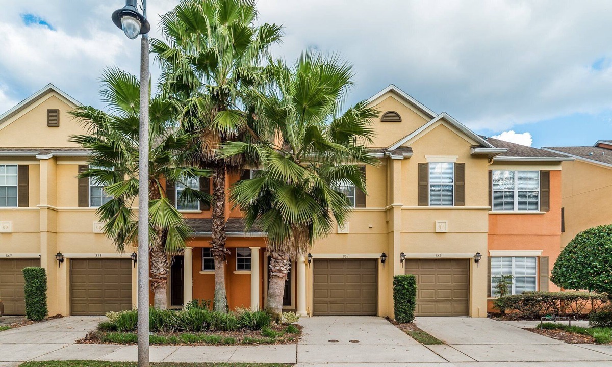 Reunion House | 5 Minutes To Disney! - Walking Distance To Pool
