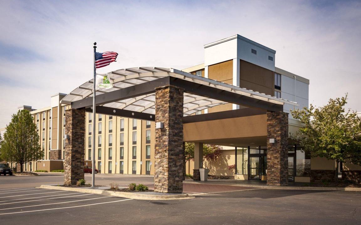 Strongsville Hotel | 51 m² Hotel ∙ 127 guests