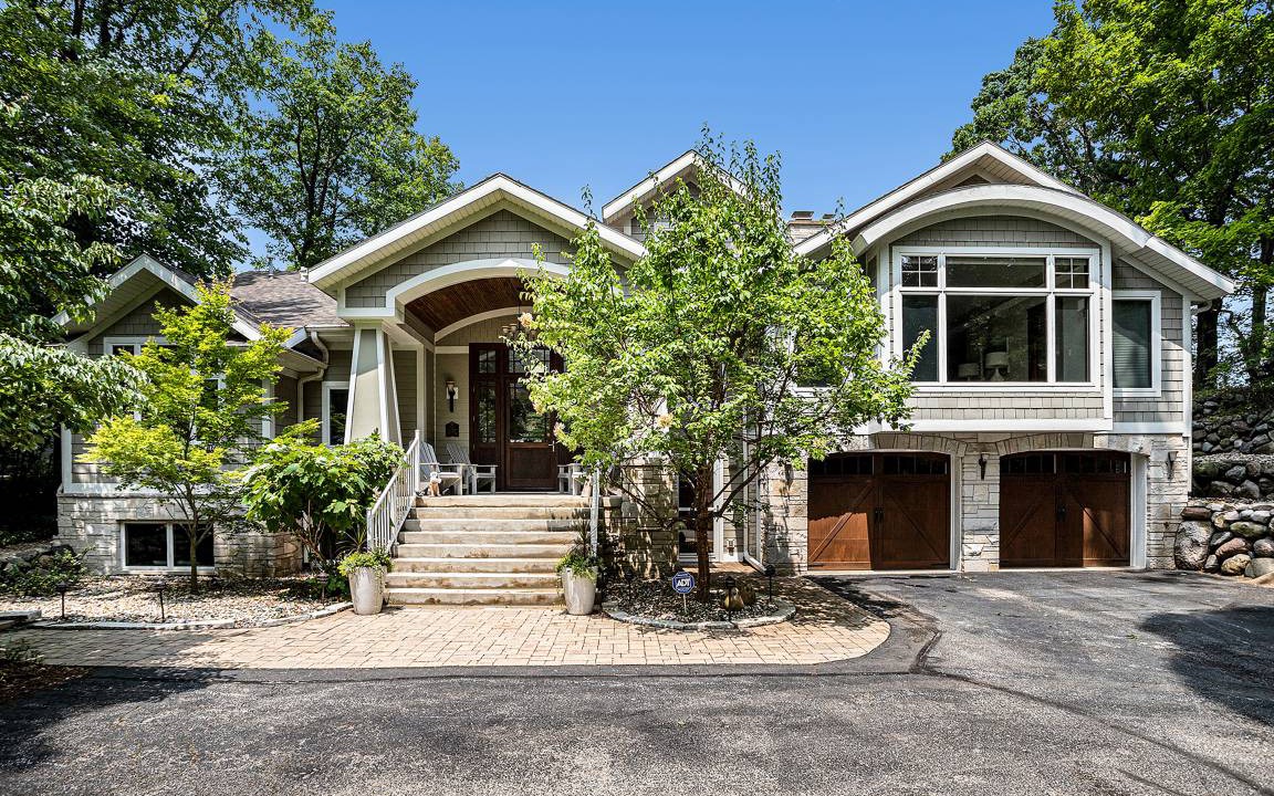 Harbert House | 521 m² House ∙ 5 bedrooms ∙ 10 guests