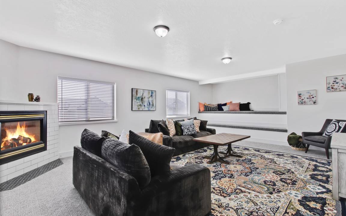 Meridian House | 557 m² House ∙ 2 bedrooms ∙ 6 guests