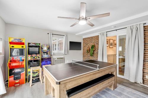 Beaufort House | 5BR2BA, Game Rm, FirePit, Golf, BBall, Near Parris Island