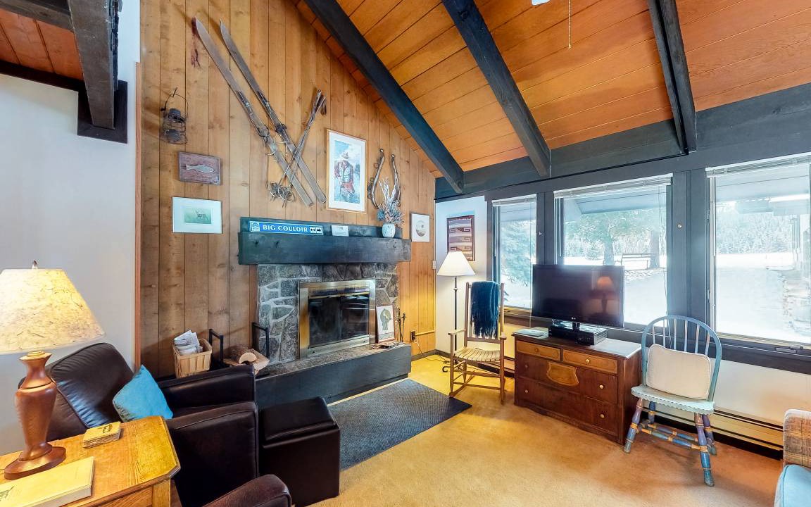 Big Sky Meadow Village Condo | 62 m² Condo ∙ 1 bedroom ∙ 4 guests