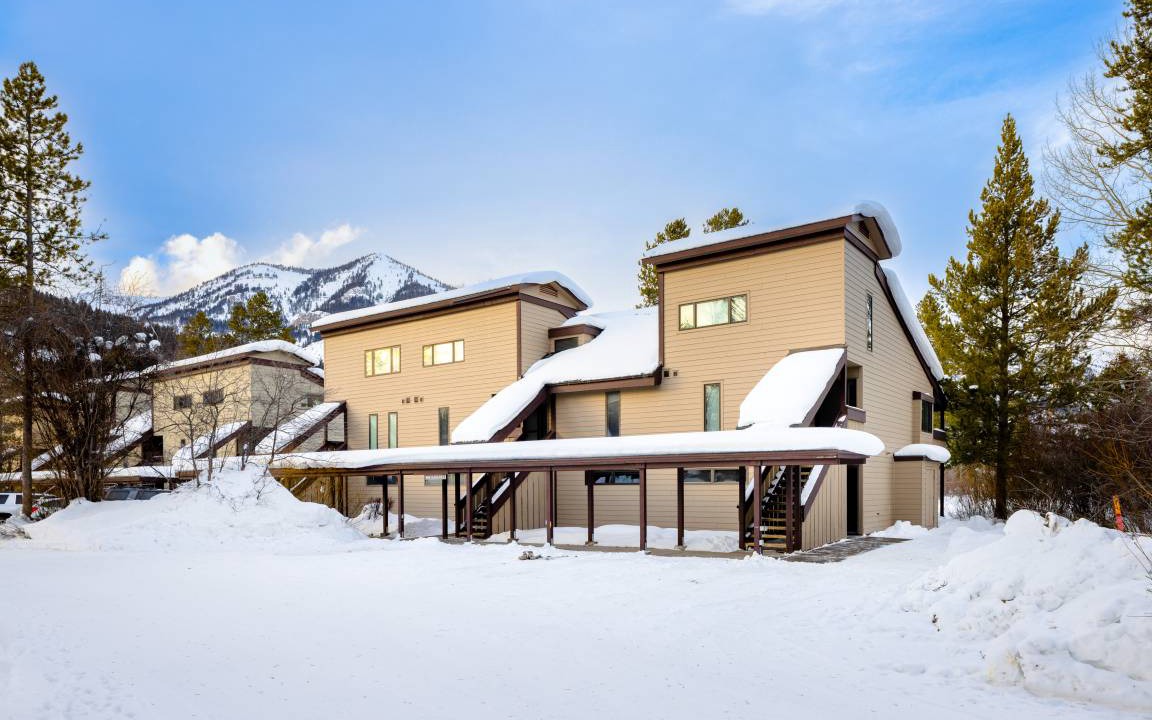 Moose Wilson Road Condo | 68 m² Condo ∙ 1 bedroom ∙ 4 guests