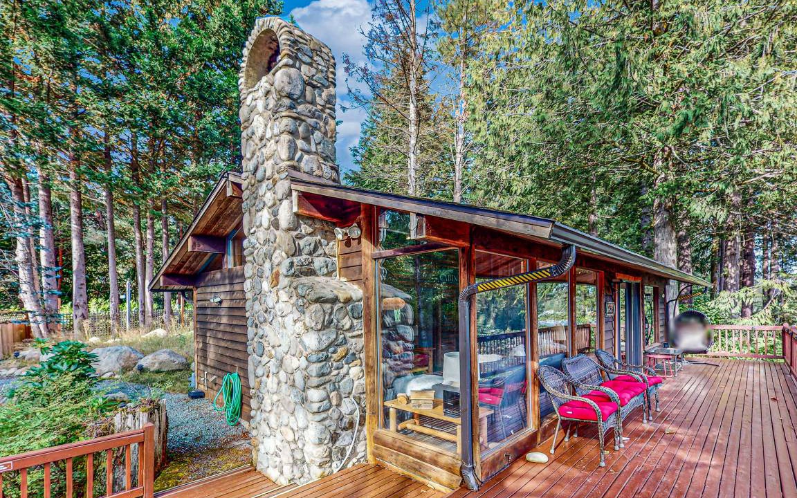 Gold Bar House | 73 m² House ∙ 2 bedrooms ∙ 6 guests