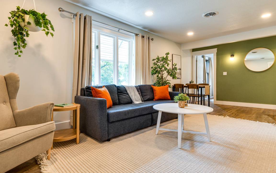 Maxwell House | 81 m² House ∙ 2 bedrooms ∙ 6 guests
