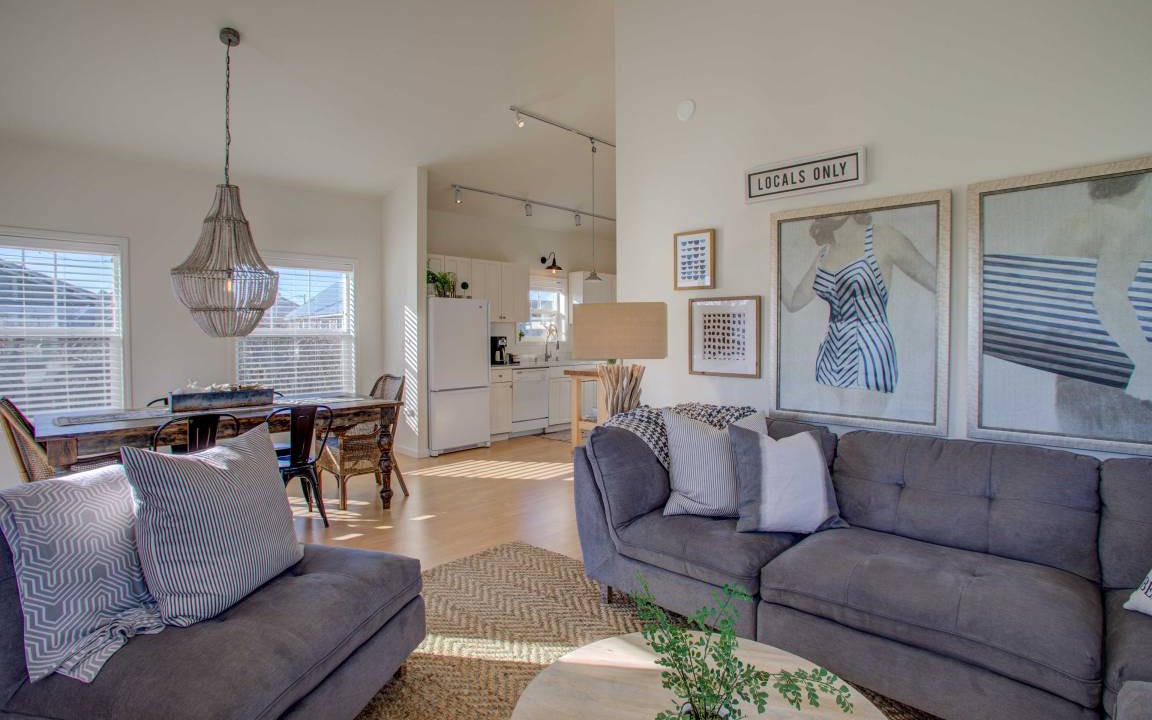 Pacific Beach Cottage | 92 m² Cabin ∙ 2 bedrooms ∙ 4 guests