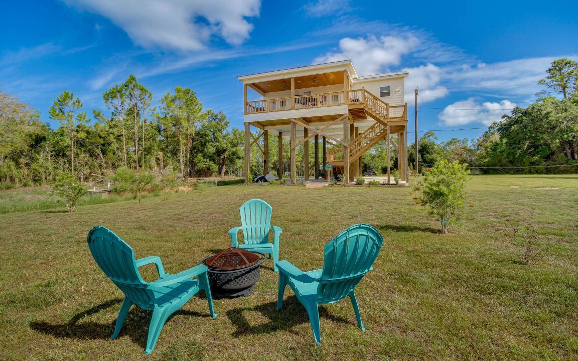 Henderson Point House | 92 m² House ∙ 3 bedrooms ∙ 8 guests