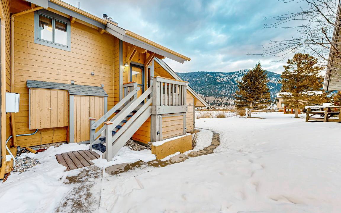 Big Sky Meadow Village Condo | 98 m² Condo ∙ 2 bedrooms ∙ 5 guests