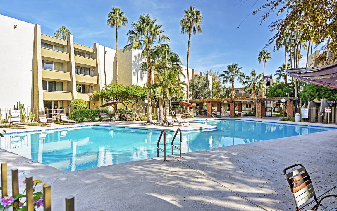South Scottsdale Apartment | 99 m² Apartment ∙ 2 bedrooms ∙ 5 guests