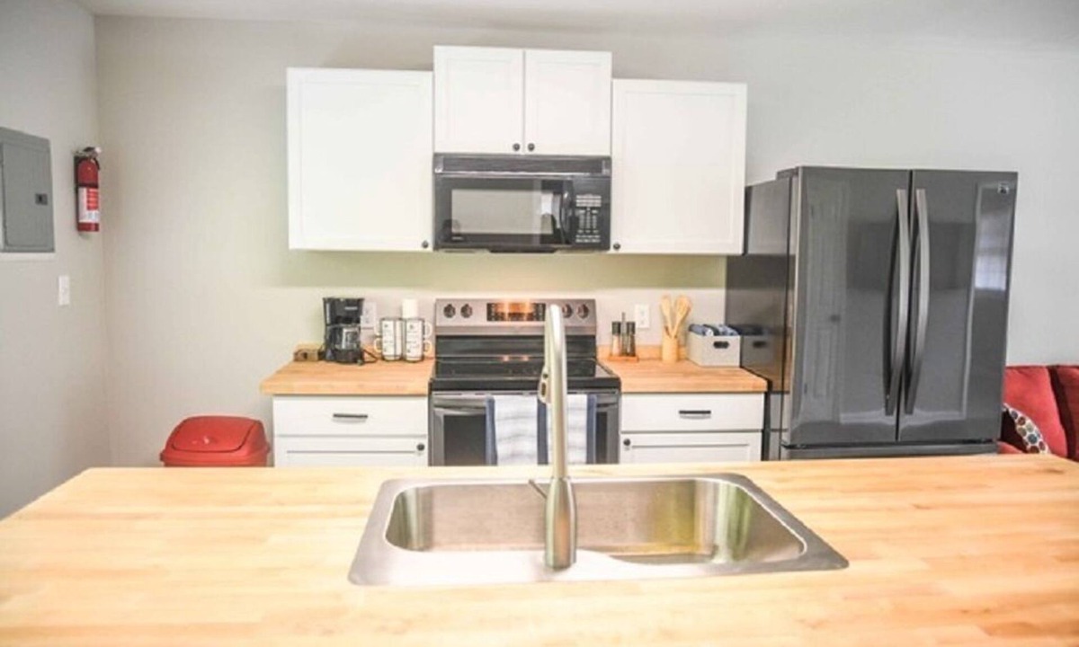 Pumpkin Center House | * A Quiet Country Setting near MCB Camp Lejeune
