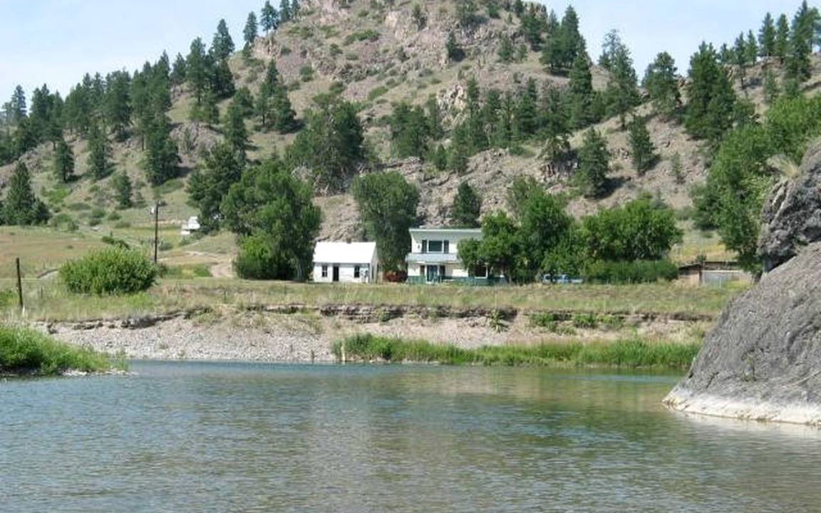 Cascade Other | Accommodation ∙ 4 bedrooms ∙ 8 guests