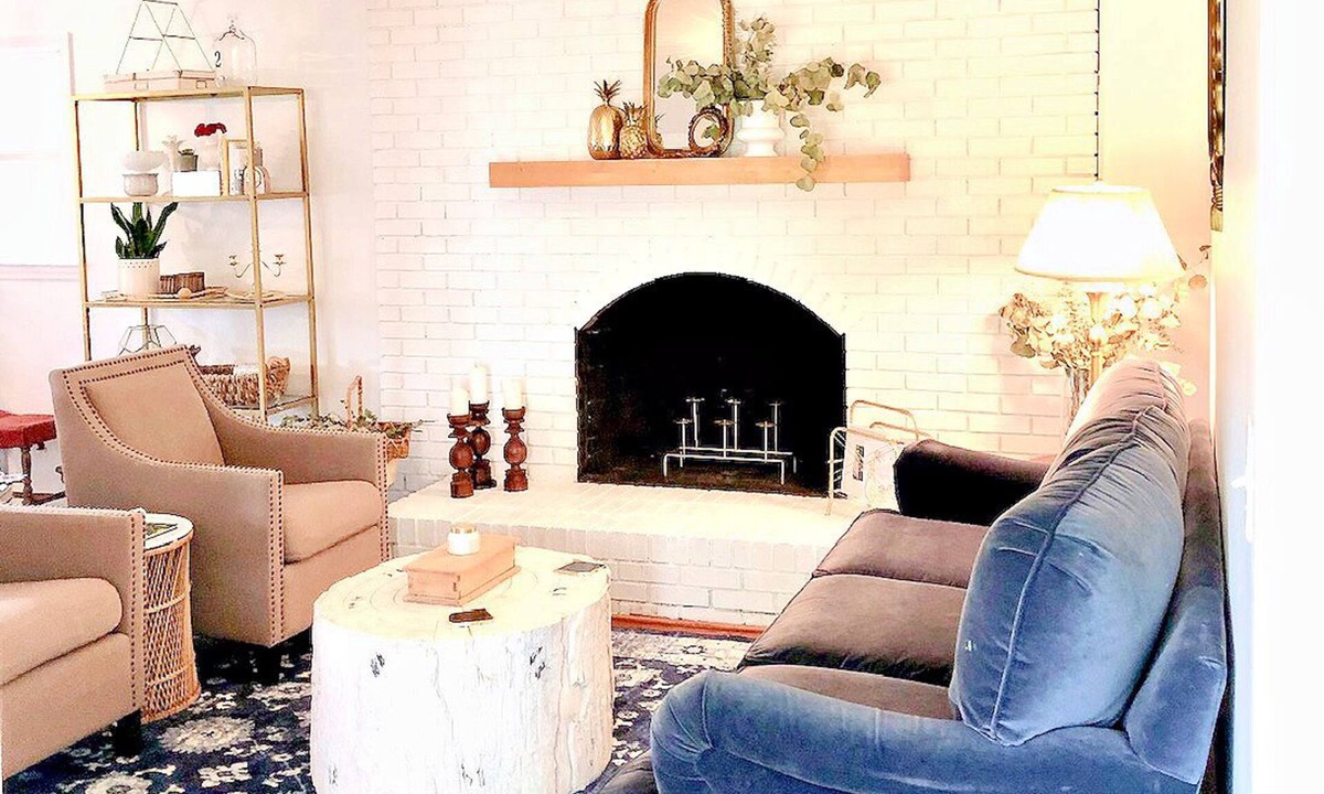 Stokes House | Adorable home with a huge back yard- minutes from Belews Lake. Cozy Hidden Gem