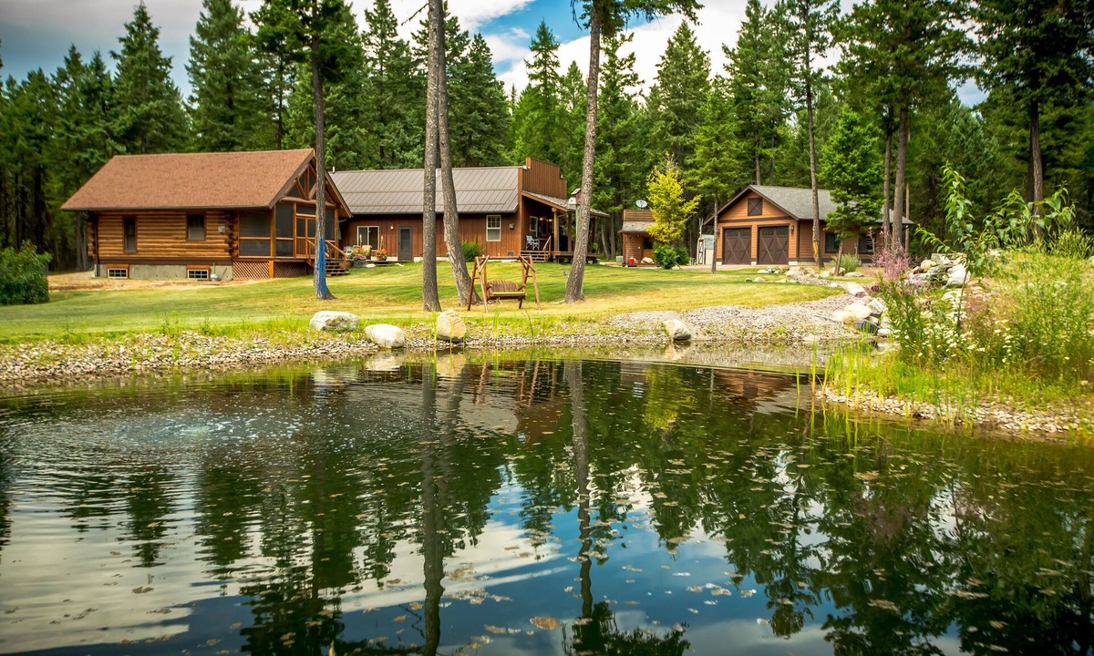 Whitefish House | ALL MONTUCKY GUEST RANCH! Adjacent State Land Explore, Bike, Relax, Privacy