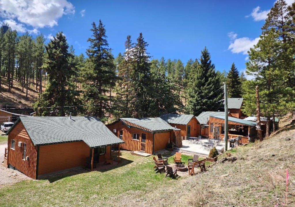 Hill City House | Allen Gulch Cabins