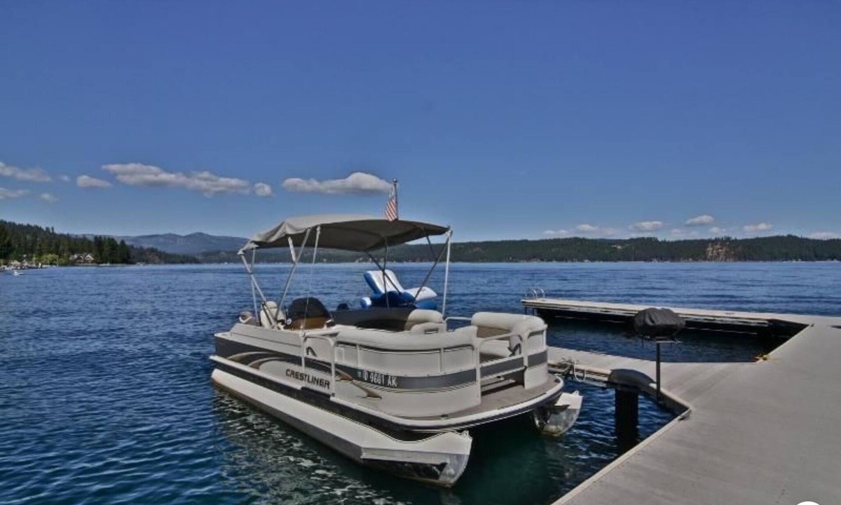 Coeur d'Alene House | Amazing Lake views and Dock ACCESS