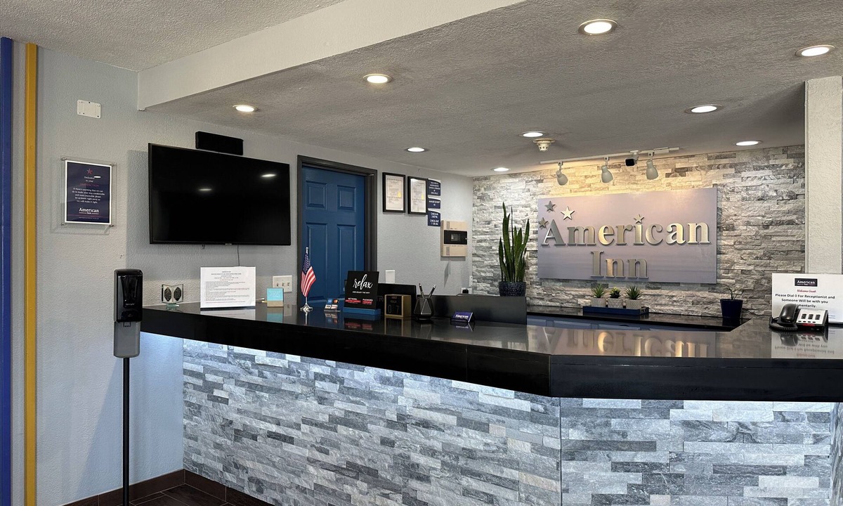 Southwest Area Hotel | American Inn Cedar Rapids South