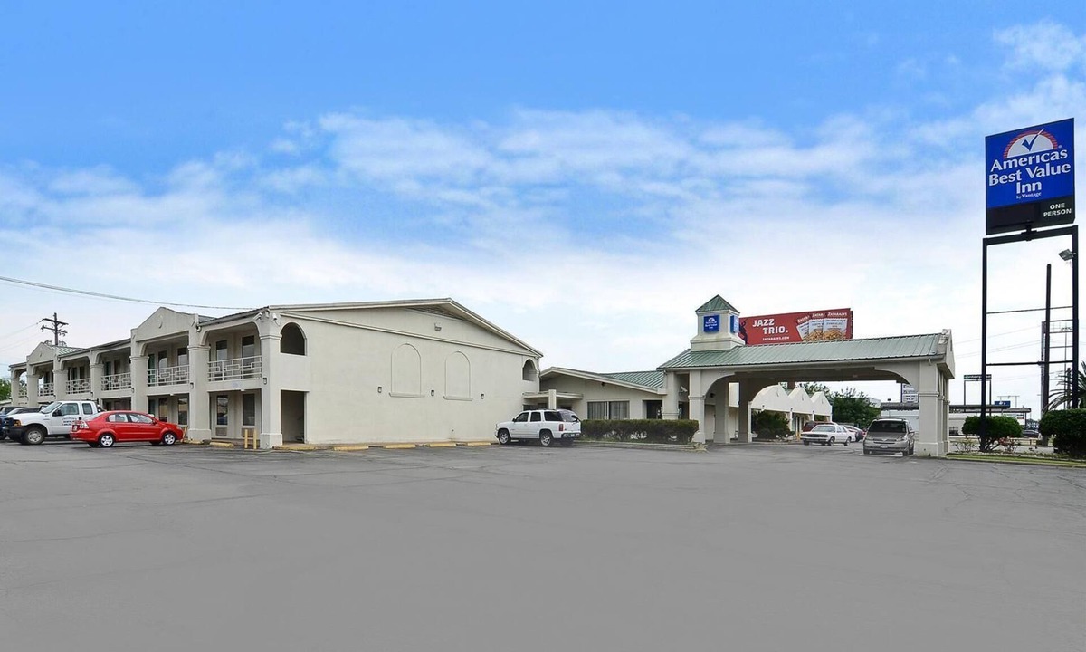 Beaumont Hotel | Americas Best Value Inn Beaumont, TX
