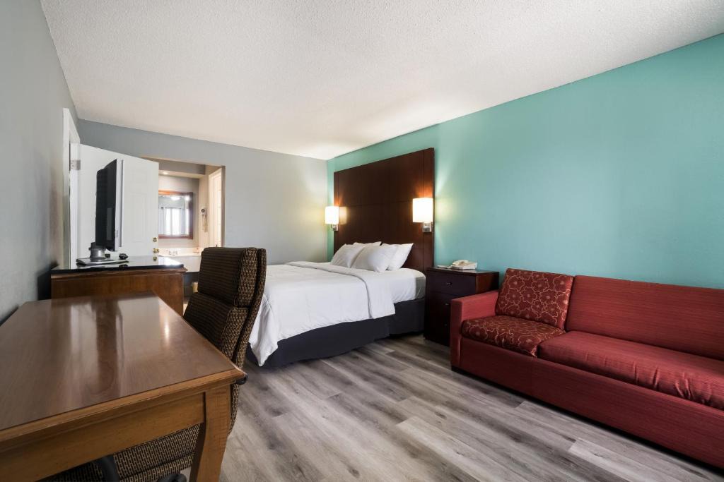 Blytheville Hotel | Americas Best Value Inn and Suites Blytheville by Sonesta