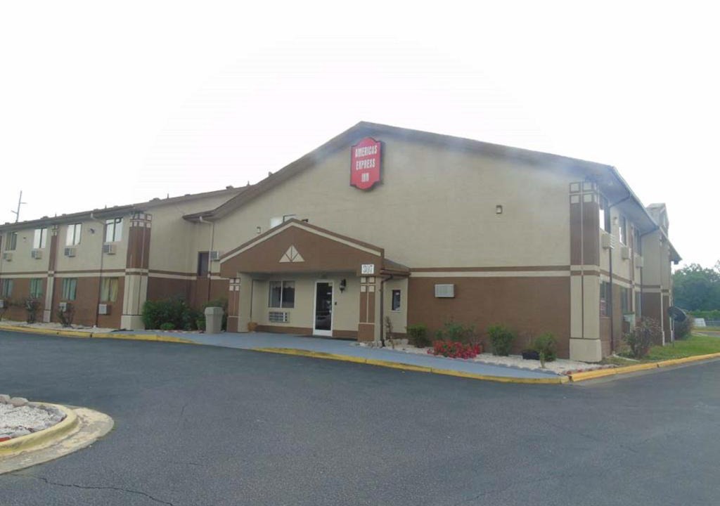 Rocky Mount Hotel | Americas Express Inn Rocky Mount