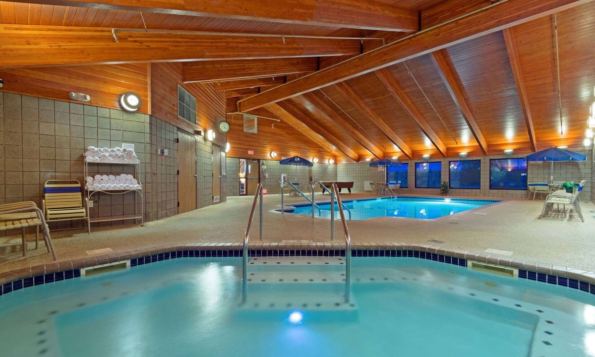 Rexburg Hotel | AmericInn by Wyndham Rexburg BYUI