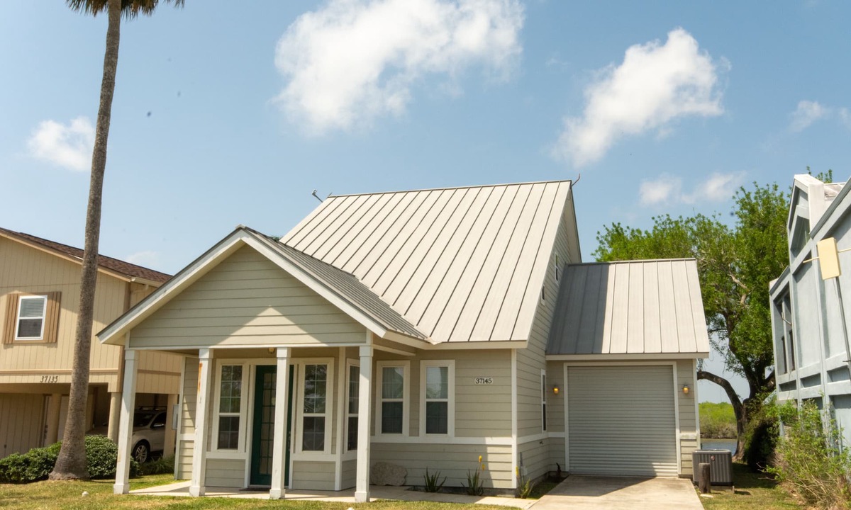 Arroyo City House | Arroyo City, TX Waterfront home