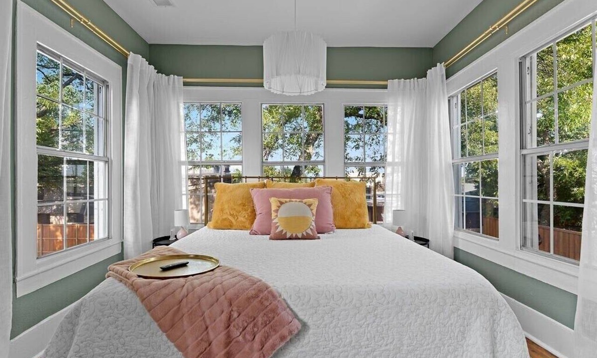 Kessler Apartment | Artsy urban retreat steps from Bishop Arts. Thoughtfully designed with creative touches, a dreamy coffee station, and a king bed you won't want to leave. Gated parking and a responsive host. Repeat guests say it's even more beautiful in person.