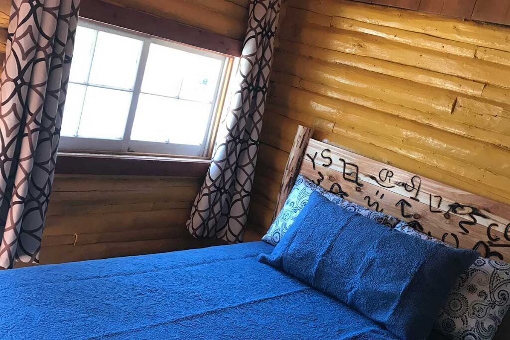 Ashton House | Ashton Historic Log Cabins 6