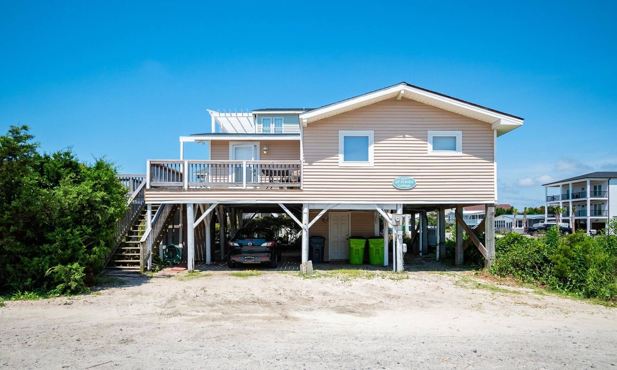 Long Beach House | At Turtle Cottage: Oceanfront Home with Spacious Deck, Close to Pier and Restaur
