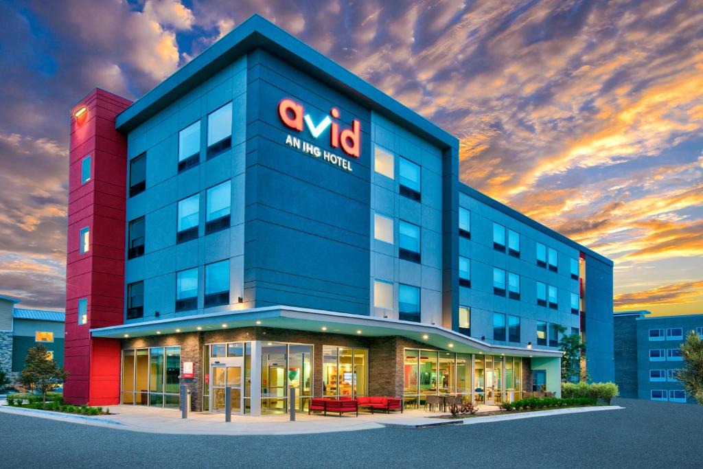 McNeil Hotel | avid hotel Austin - Tech Ridge by IHG