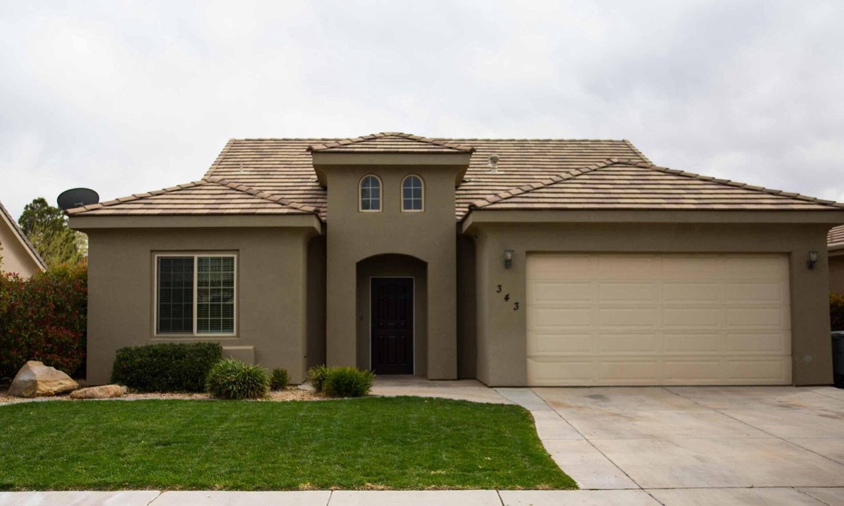 La Verkin House | Awesome 3 Bedroom Home Nestled In Quiet Neighborhood Near Zion National Park