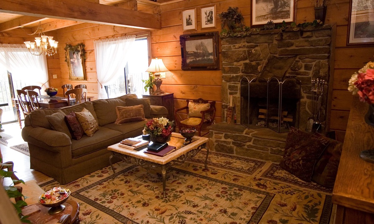 Compton Cabin | Azalea Falls Cabin - A beautiful getaway from the Ozark