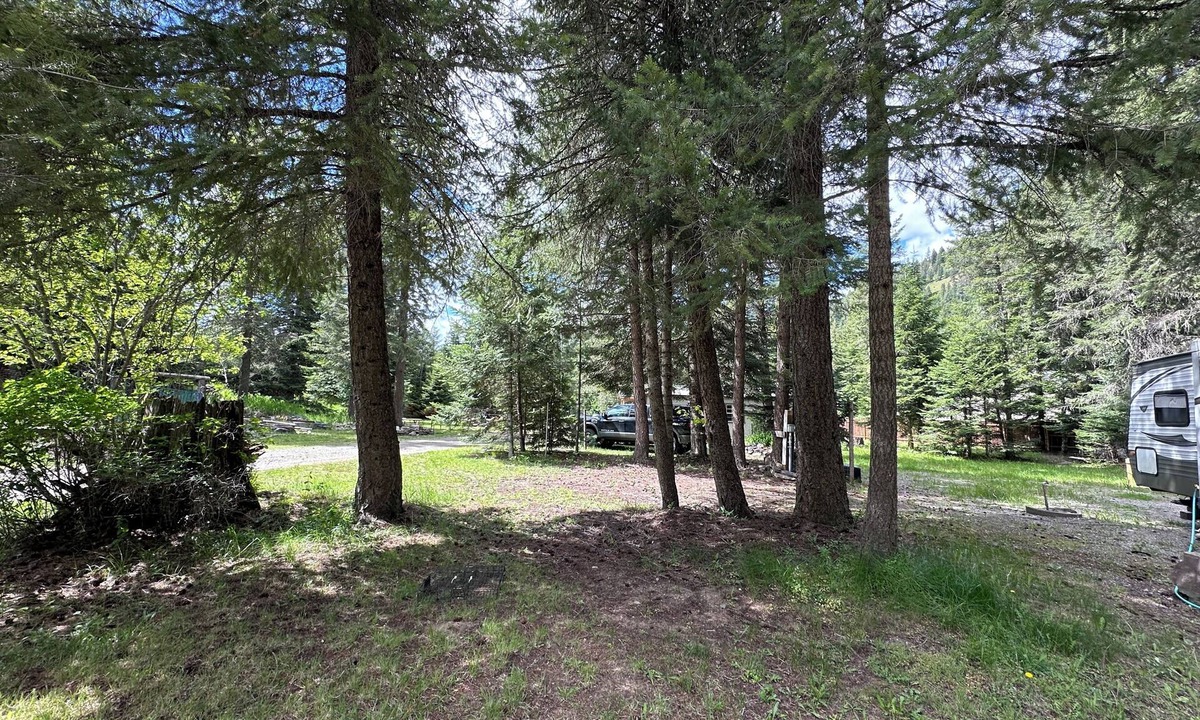 Kellogg RV Rental | Back Country Getaway. Complete 30/50 RV Site.