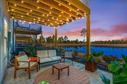 Longs House | Barefoot Bliss | KingBed-Pool-WaterFront-Golf