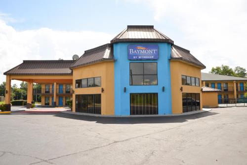 Santee Hotel | Baymont by Wyndham Santee