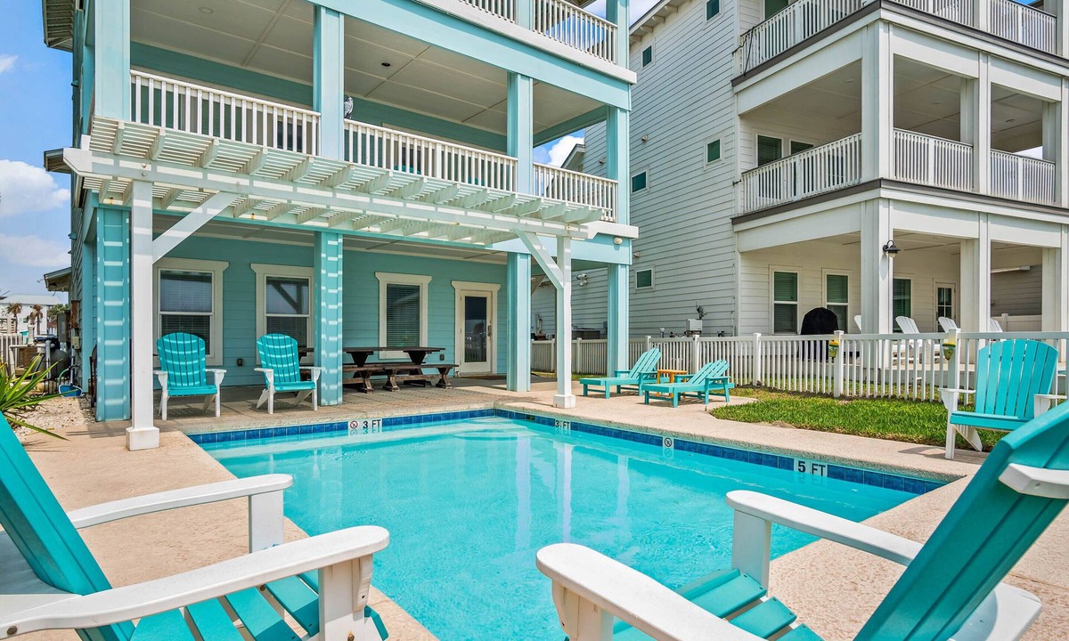 Port Aransas House | Beach-A-Holic | Views, Private Pool, Walk To Beach
